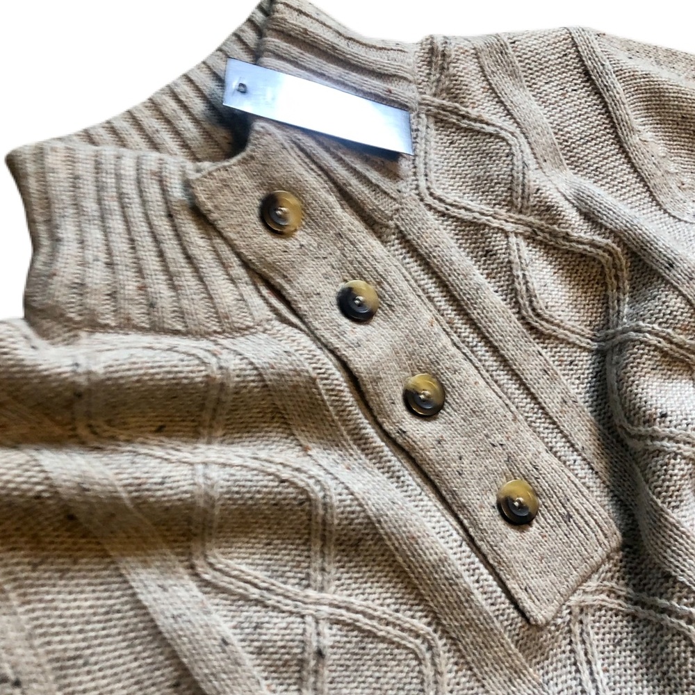 True Rock, Henley half-zip sweater